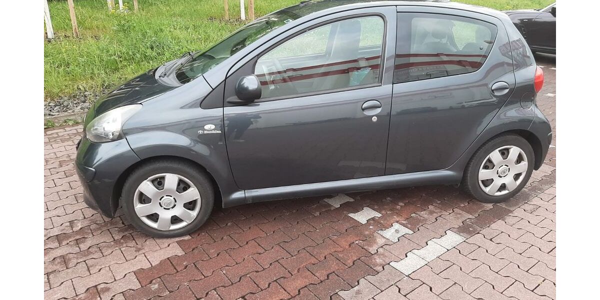 Toyota Aygo (X) 139.860 km 2.650 &euro; Mainz 55124