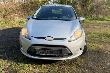 Ford Fiesta 241.900 km 1.999 &euro; Rotenburg Wümme 27356