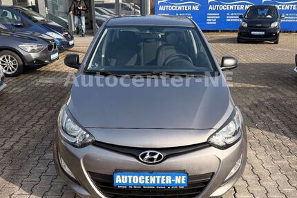 Hyundai i20 95.000 km 4.900 &euro; Kirchheim Unter Teck 73230