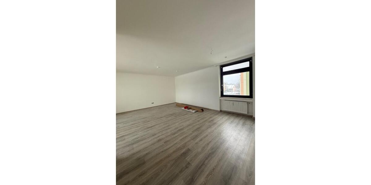 Etagenwohnung Selb - 2 Zimmer, 69 m&sup2;, 595&euro; | Angebot:26544492