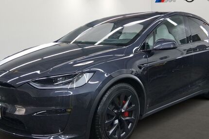 Tesla Model X 43.236 km 85.990 € München 81827