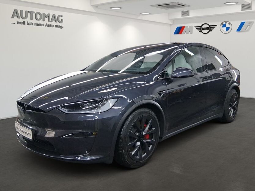 Tesla Model X 43.236 km 85.990 € München 81827