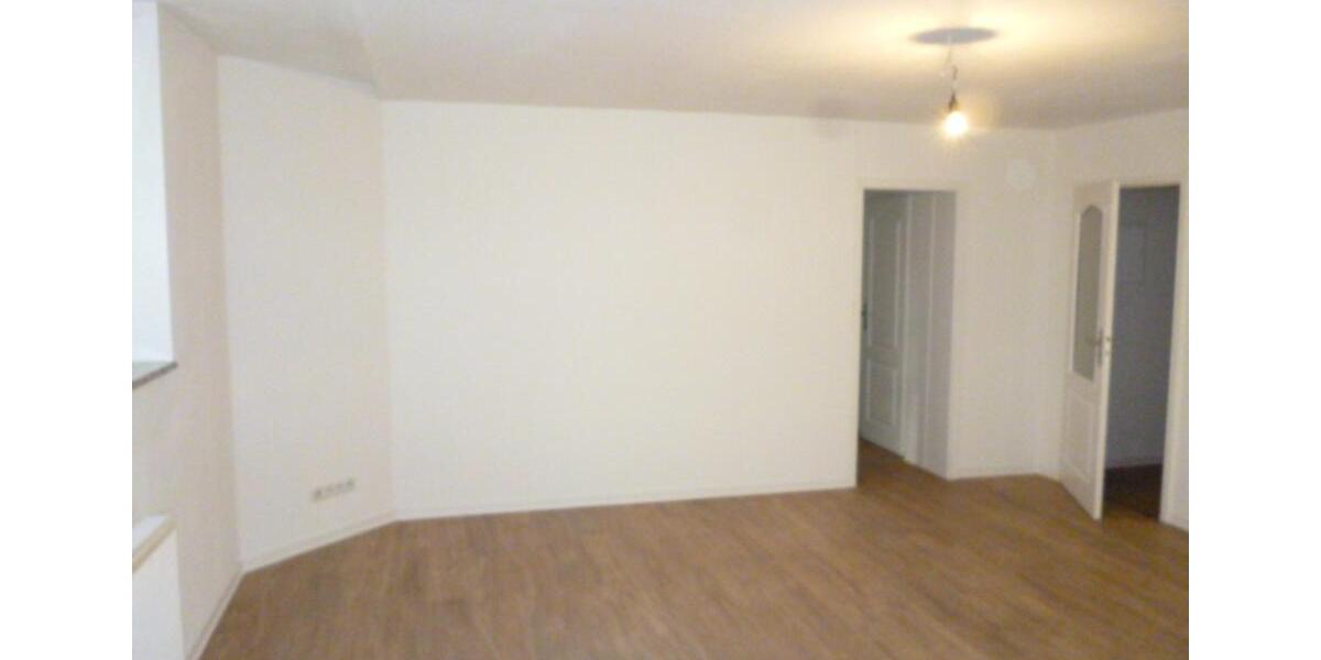 Etagenwohnung Georgenthal - 3 Zimmer, 120 m&sup2;, 960&euro; | Angebot:24863770