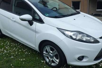 Ford Fiesta 166.000 km 2.400 &euro; Mühlacker 75417