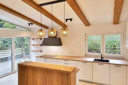 Haus Leonberg - 5 Zimmer, 175 m&sup2;, 2.740&euro; | Angebot:25358261