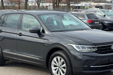VW Tiguan 91.500 km 20.980 &euro; Neumünster 24537
