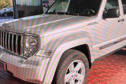 Jeep Cherokee 124.000 km 13.980 € Schwarzenbek 21493