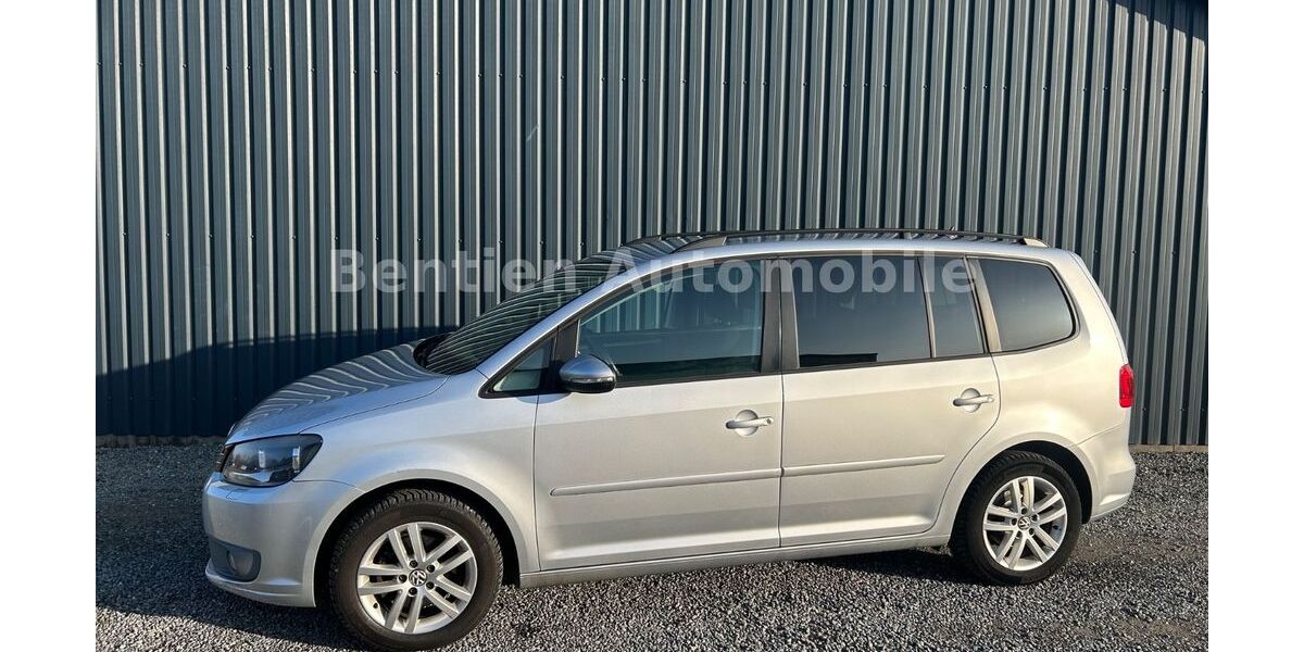 VW Touran 28.850 km 9.980 &euro; Schleswig 24837