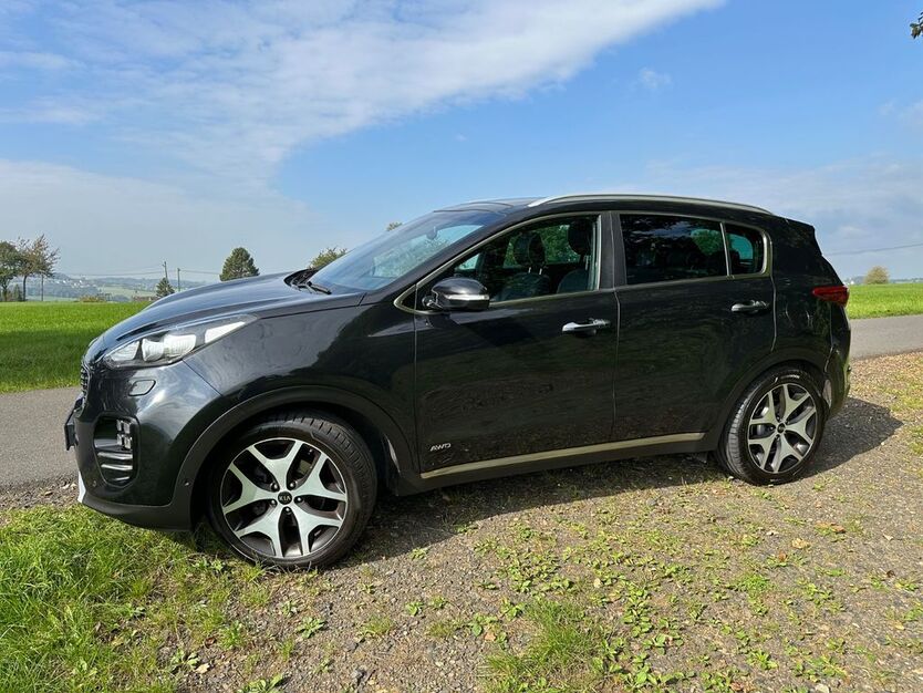 Kia Sportage 188.000 km 14.500 € Hennef 53773