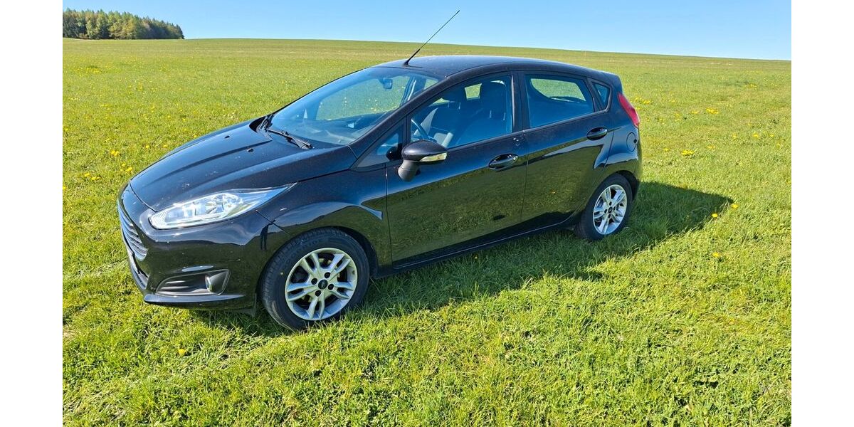 Ford Fiesta 100.600 km 5.200 &euro; Böttingen 78583