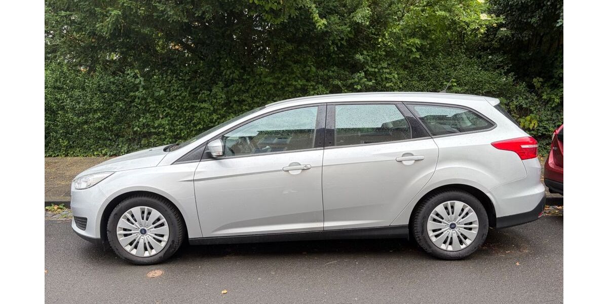 Ford Focus 76.000 km 6.600 &euro; Darmstadt 65289