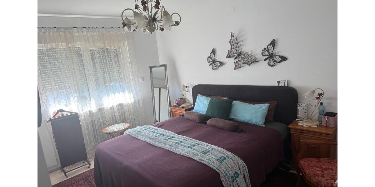 Etagenwohnung Bürstadt - 3 Zimmer, 90 m&sup2;, 1.000&euro; | Angebot:25294488