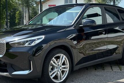 BMW iX1 42.000 km 32.300 &euro; Bruckmühl 83052