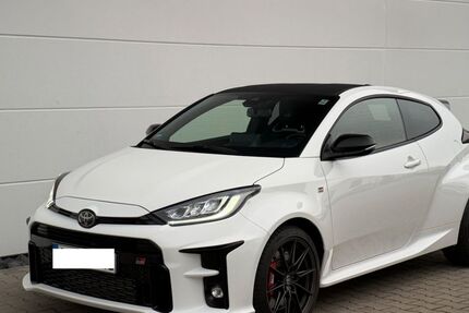 Toyota Yaris 51.081 km 29.500 &euro; Groß-Umstadt 64823