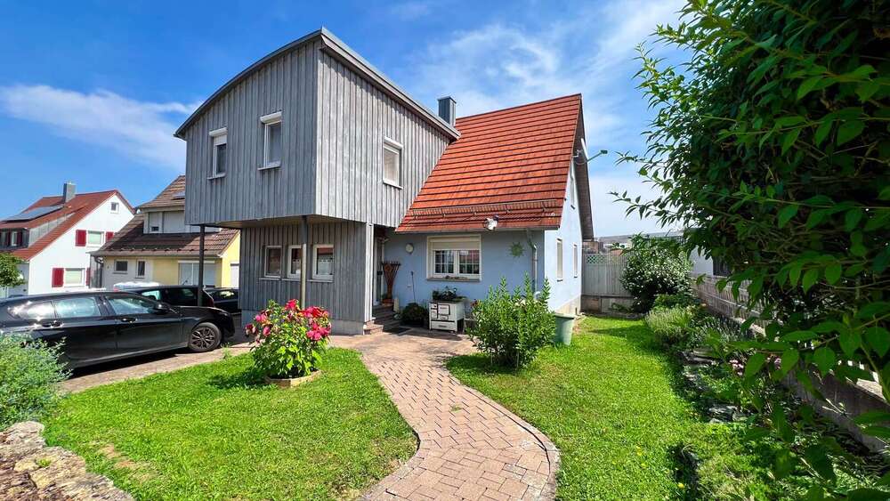 Haus zum Kaufen in Satteldorf 299.000 € 125.31 m² 5 zimmer