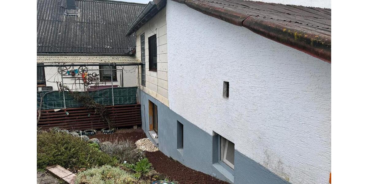 Einfamilienhaus Mehren - 8 Zimmer, 110 m&sup2;, 230.000&euro; | Angebot:27158207