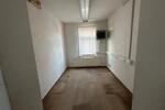 150qm,EG Wohnung zu vermieten, Keller, Parkplatz , Gasheizung 4 zimmer
