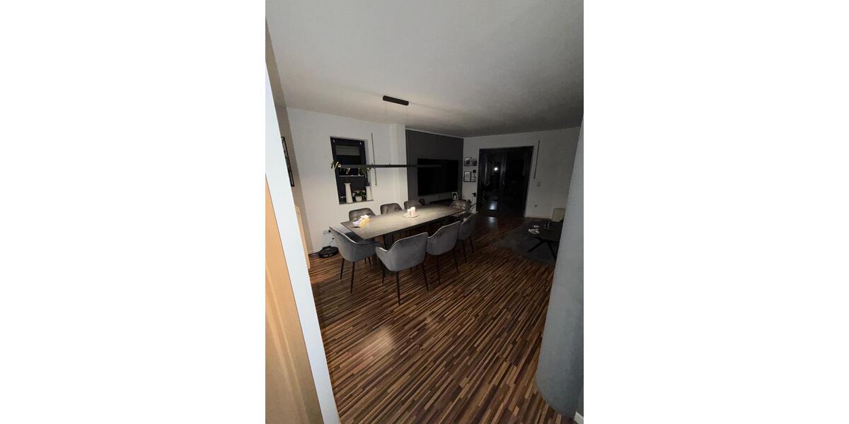 Etagenwohnung Wickede (Ruhr) - 2 Zimmer, 67 m&sup2;, 865&euro; | Angebot:26408229