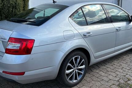 Skoda Octavia 183.700 km 8.900 &euro; Delmenhorst 27749