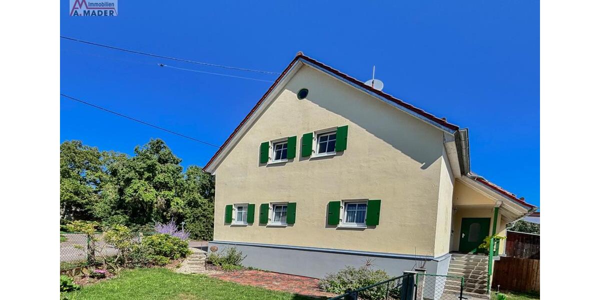Freundliche Wohnung mit einem Schlafzimmer, sowie Büro 3 zimmer