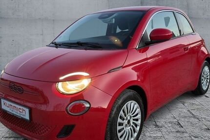 Fiat 500e 17.441 km 15.870 &euro; Fürth 90763