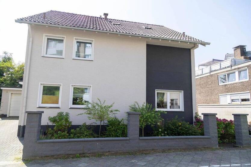 Hochwertiges Stadthaus Im Zentrum Remscheids mit schönem Garten (maklerfrei) 1 zimmer