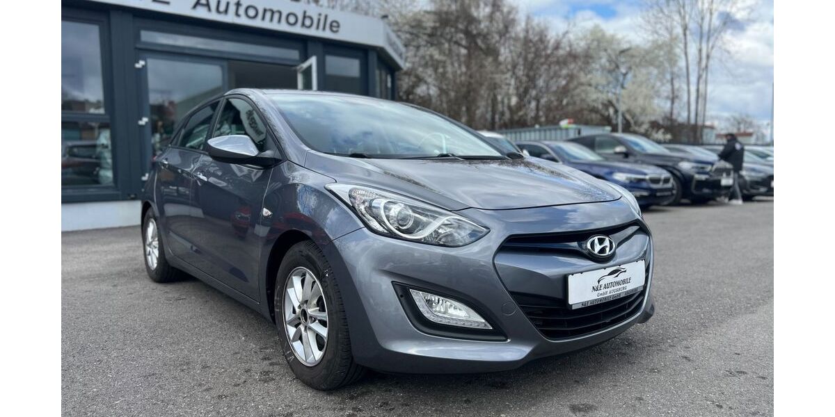 Hyundai i30 94.000 km 7.790 &euro; Augsburg 86165
