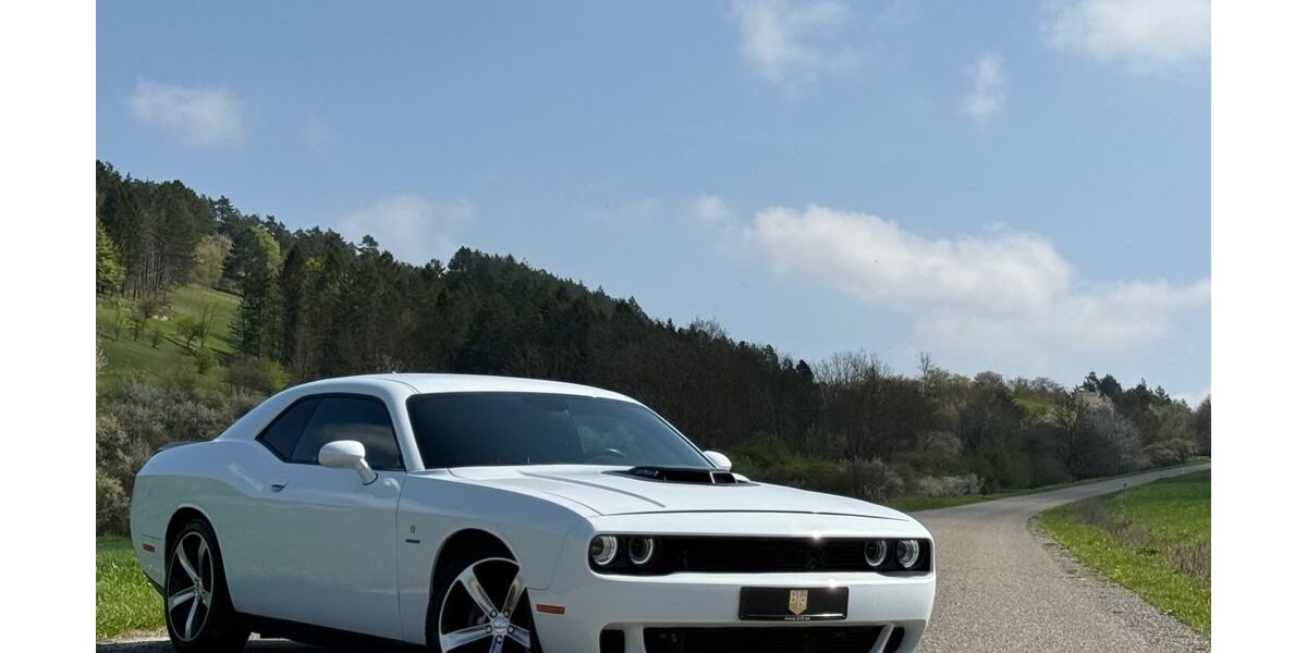 Dodge Challenger 129.000 km 22.499 &euro; Lauda-Königshofen 97922