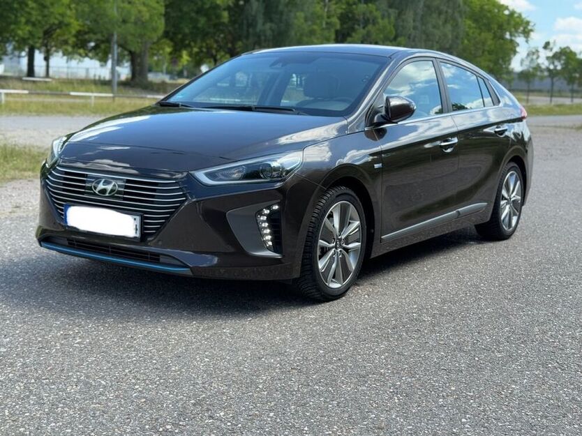 IONIQ