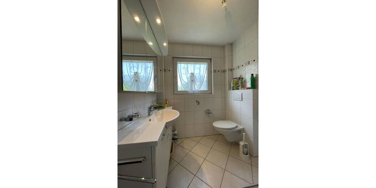 Einfamilienhaus Offenburg Zell-Weierbach - 7 Zimmer, 146 m&sup2;, 495.000&euro; | Angebot:26881908