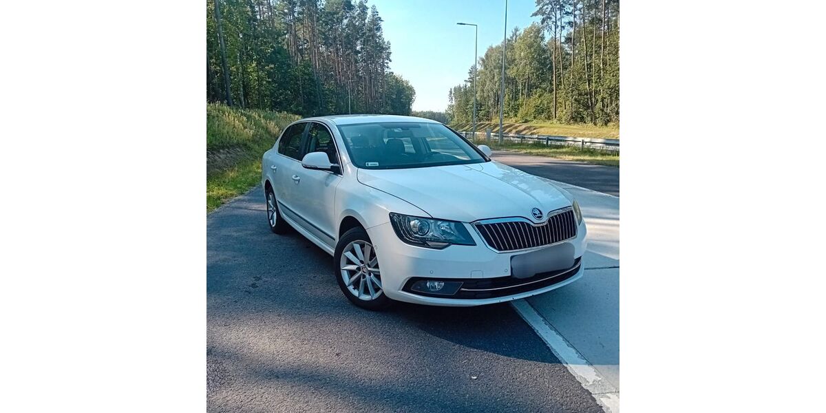 Skoda Superb 320.000 km 9.900 &euro; Mescherin 16307