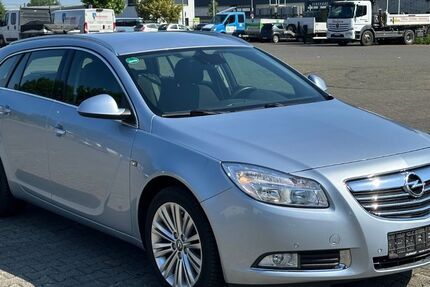 Opel Insignia 72.860 km 8.450 &euro; Bornheim 53332