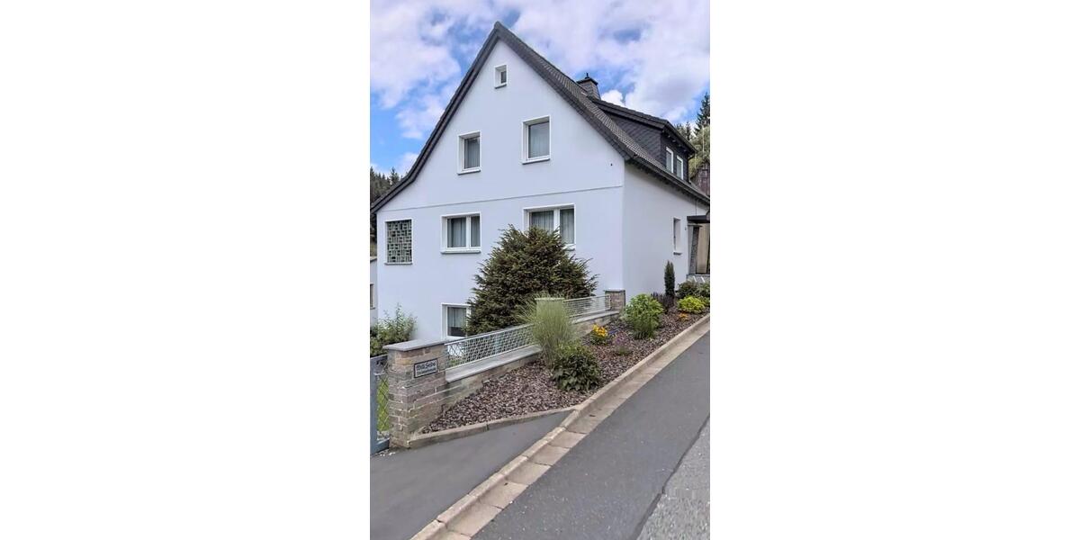 Einfamilienhaus Teuschnitz - 5 Zimmer, 165 m&sup2;, 950&euro; | Angebot:25932807