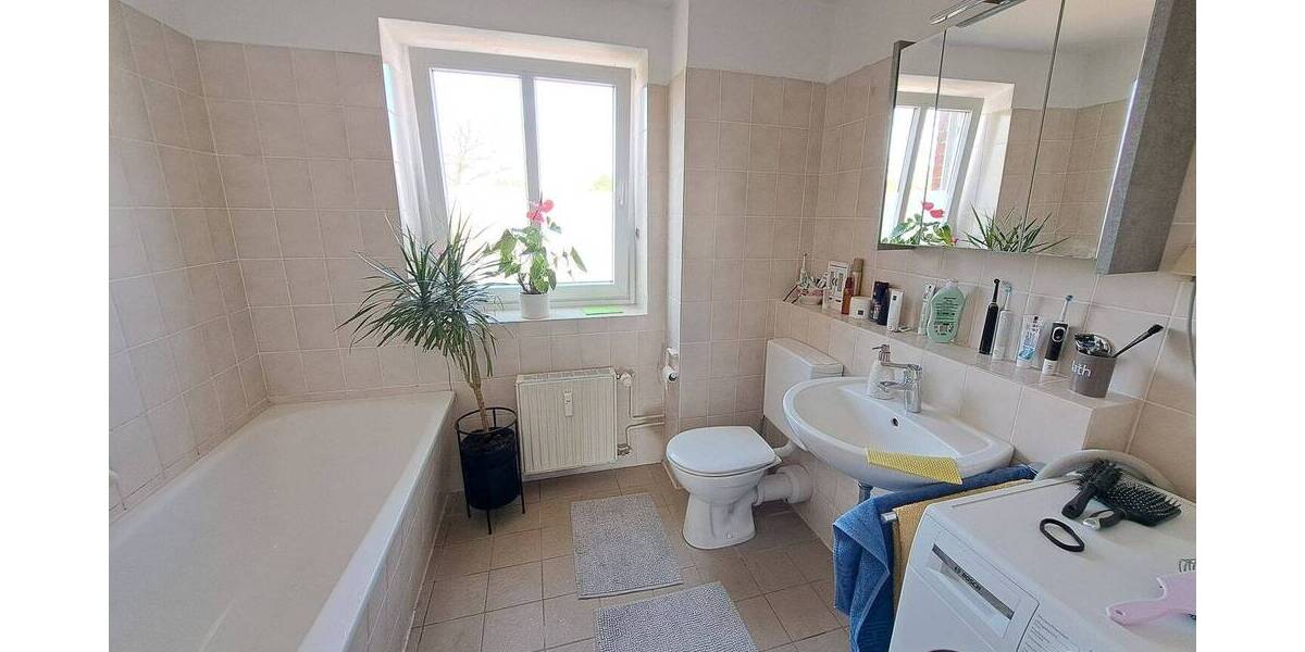 Etagenwohnung Bremerhaven Geestemünde - 3 Zimmer, 83 m&sup2;, 395&euro; | Angebot:26292746