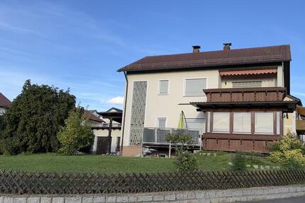 Haus Bruck in der Oberpfalz - 6 Zimmer, 160 m&sup2;, 360.000&euro; | Angebot:25367351