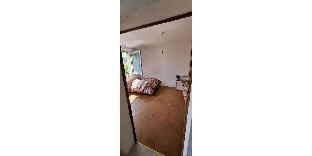 Etagenwohnung Weißenfels - 2 Zimmer, 50 m&sup2;, 33.000&euro; | Angebot:26795604