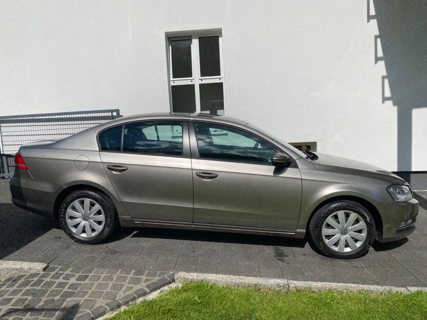 VW Passat 79.000 km 9.000 € Albstadt 72461