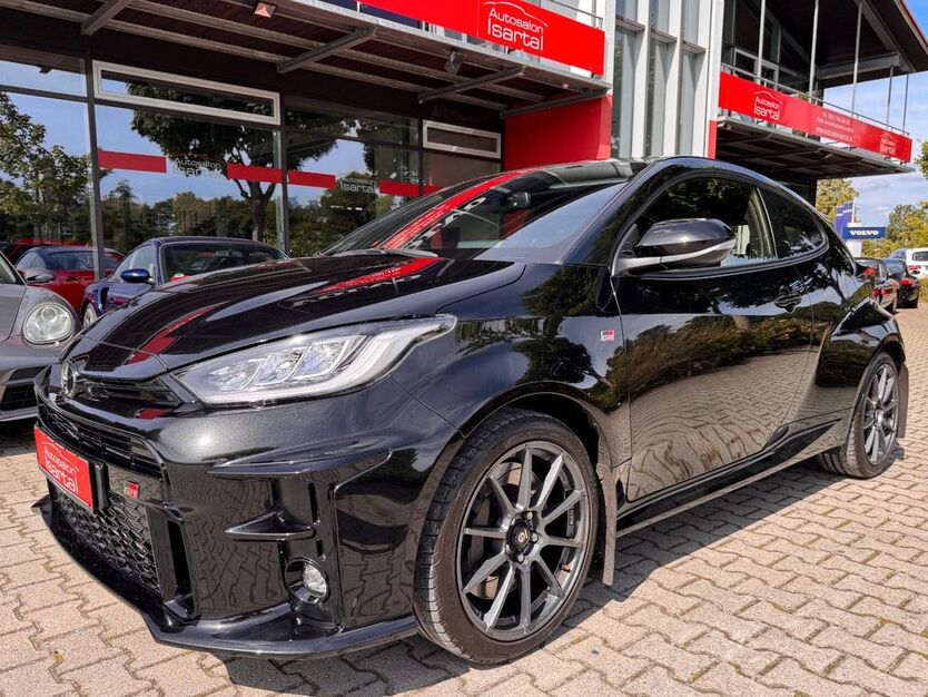 Toyota Yaris 33.000 km 32.900 € Baierbrunn b. München 82065