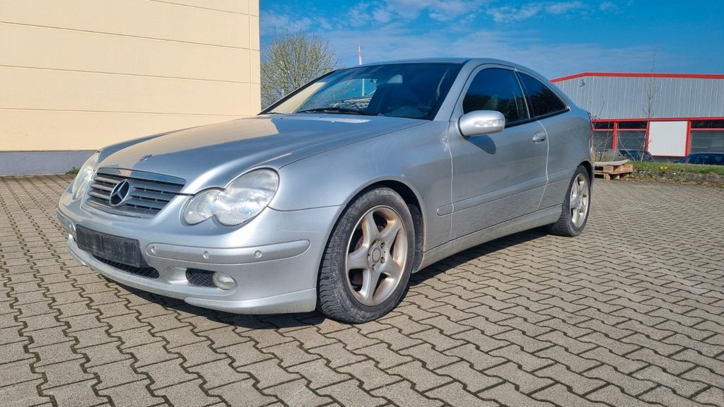 Mercedes-Benz C 180 146.447 km 999 &euro; Tanna 07922