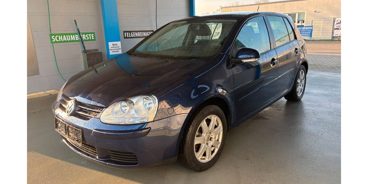 VW Golf 132.000 km 4.700 &euro; Porta Westfalica 32457