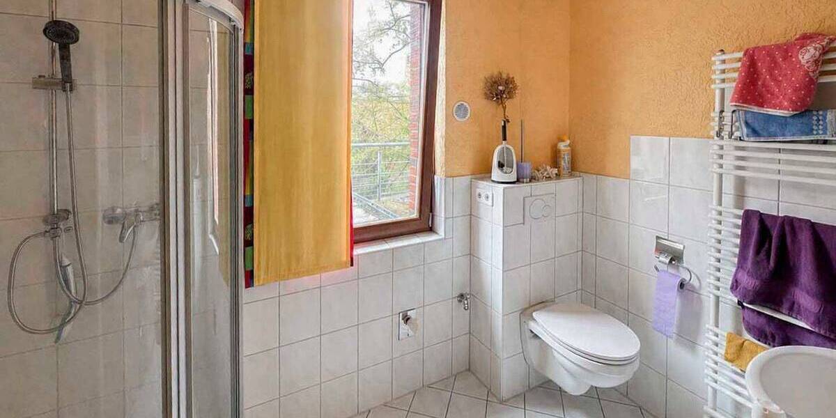 Etagenwohnung Delligsen - 3 Zimmer, 123 m&sup2;, 99.000&euro; | Angebot:26435064