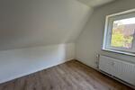 Dachgeschoßwohnung Rendsburg - 2 Zimmer, 27 m&sup2;, 300&euro; | Angebot:26335642