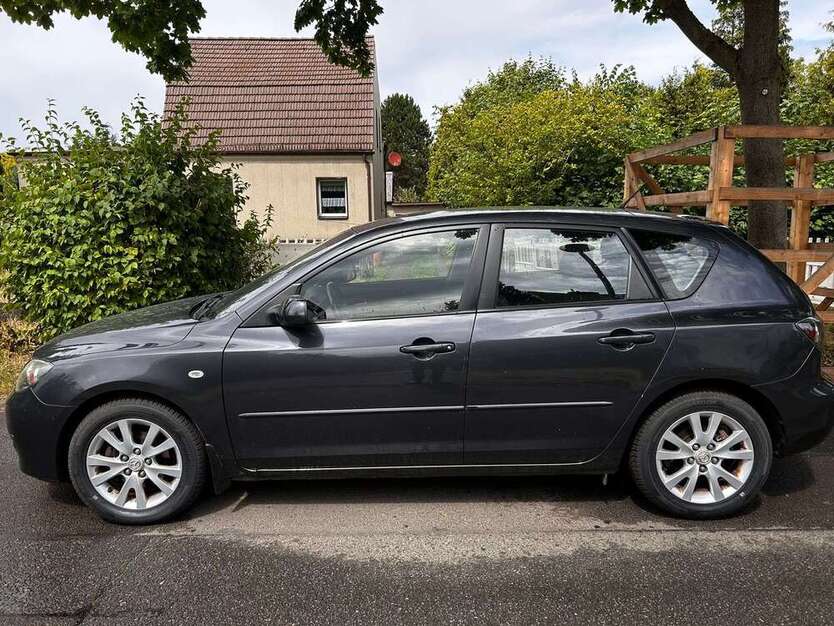 Mazda 3 158.000 km 3.850 € Berlin 12621
