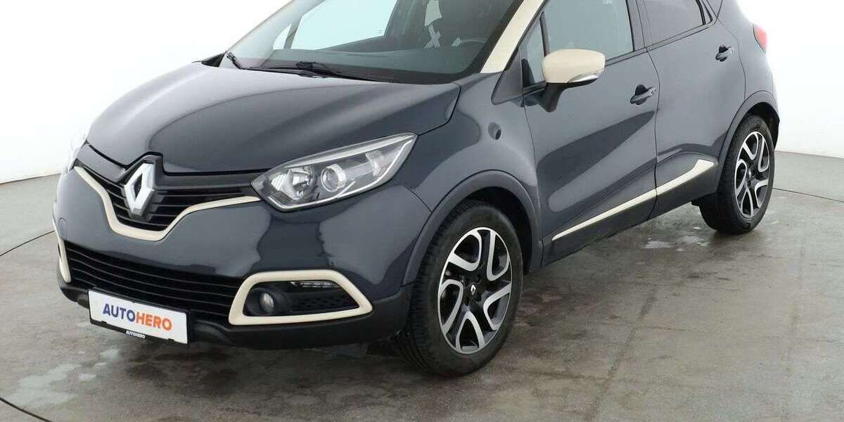 Renault Captur 101.176 km 8.990 &euro; Stuttgart 70195