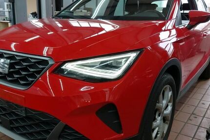 Seat Arona 15.102 km 19.889 &euro; Pfalzgrafenweiler 72285