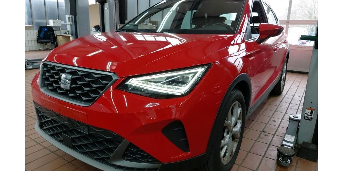 Seat Arona 15.102 km 19.890 &euro; Pfalzgrafenweiler 72285