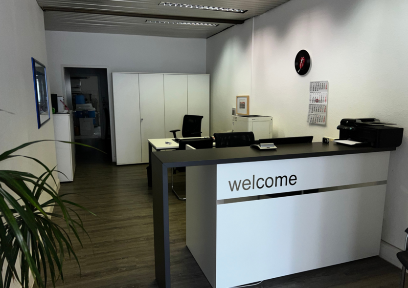 Büro in Düsseldorf 1.990 € 130 m²
