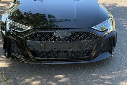 Audi RS3 4.000 km 68.900 &euro; Frankenberg 09669