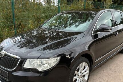 Skoda Superb 360.000 km 4.795 &euro; Berlin 12524