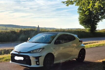 Toyota Yaris 23.000 km 36.000 &euro; Merzig 66663